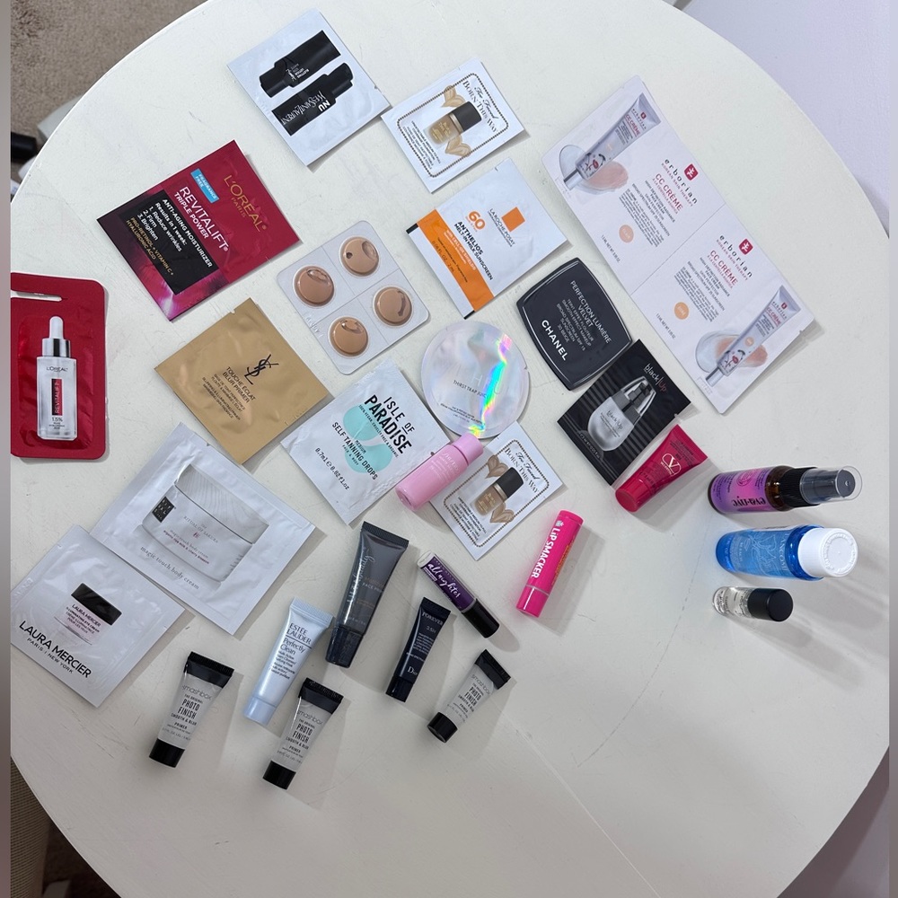 Bundle of makeup n skincare sample